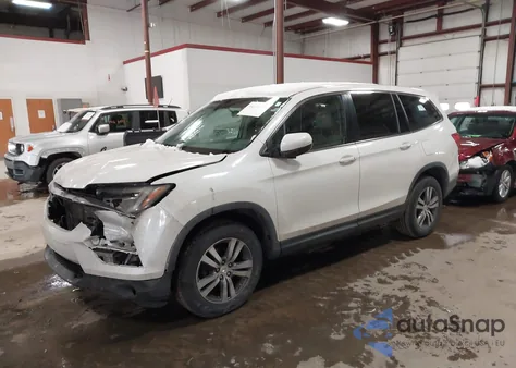 2016 Honda Pilot Ex z USA, uszkodzony, nr VIN 5FNYF6H38GB028532